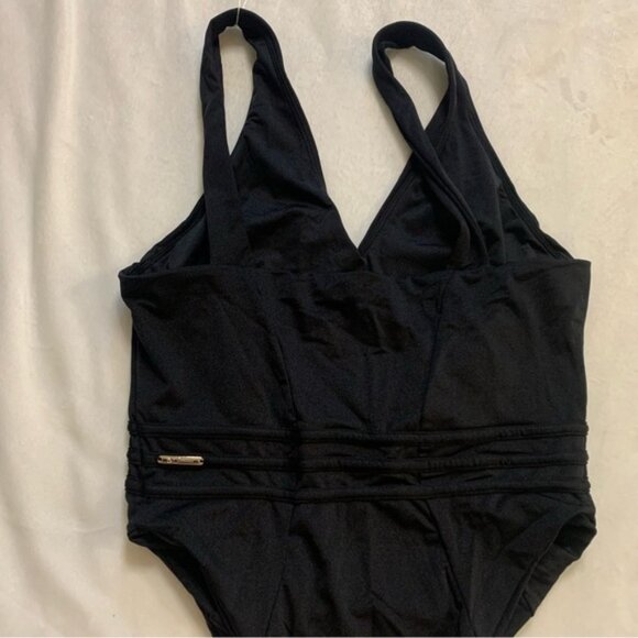 Buffbunny Collection Pleat The 5th One Piece Black Onyx Medium NWT - Picture 10 of 14